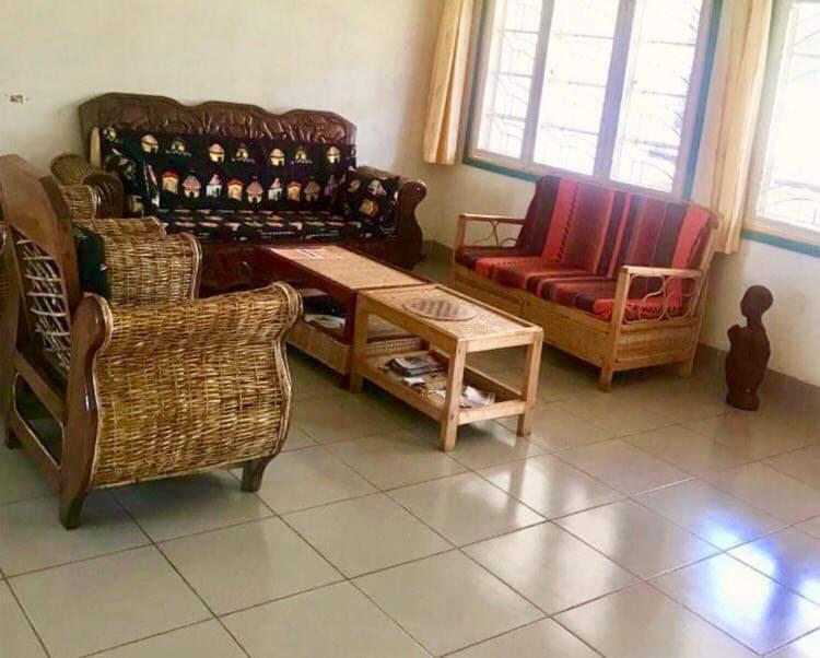 Homestaystudio62 Джинджа Экстерьер фото